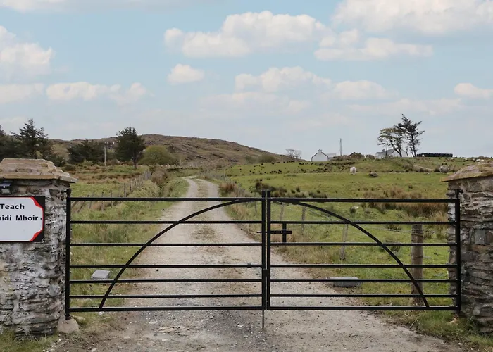 Teach Phaidi Mhoir * Donegal Town